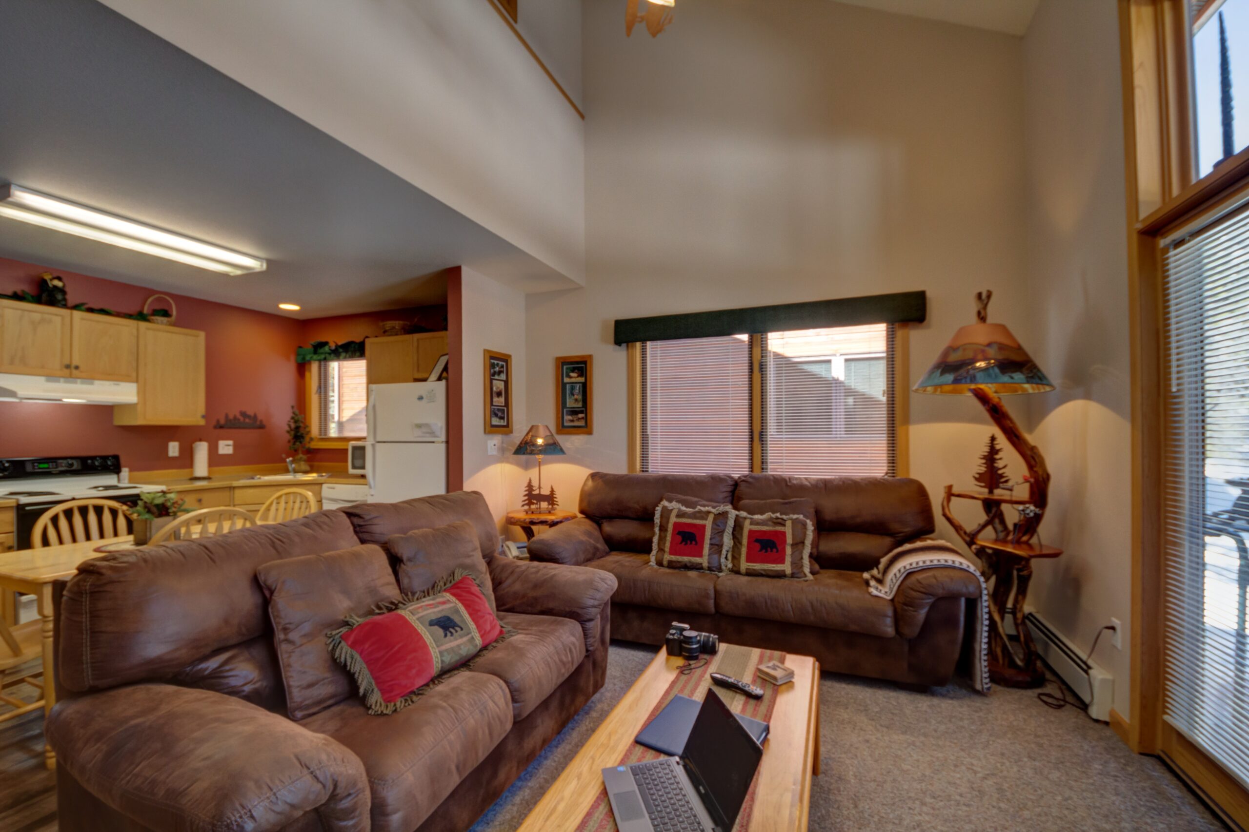 River Stone 2 bedroom 2 bath - closed loft living area 2