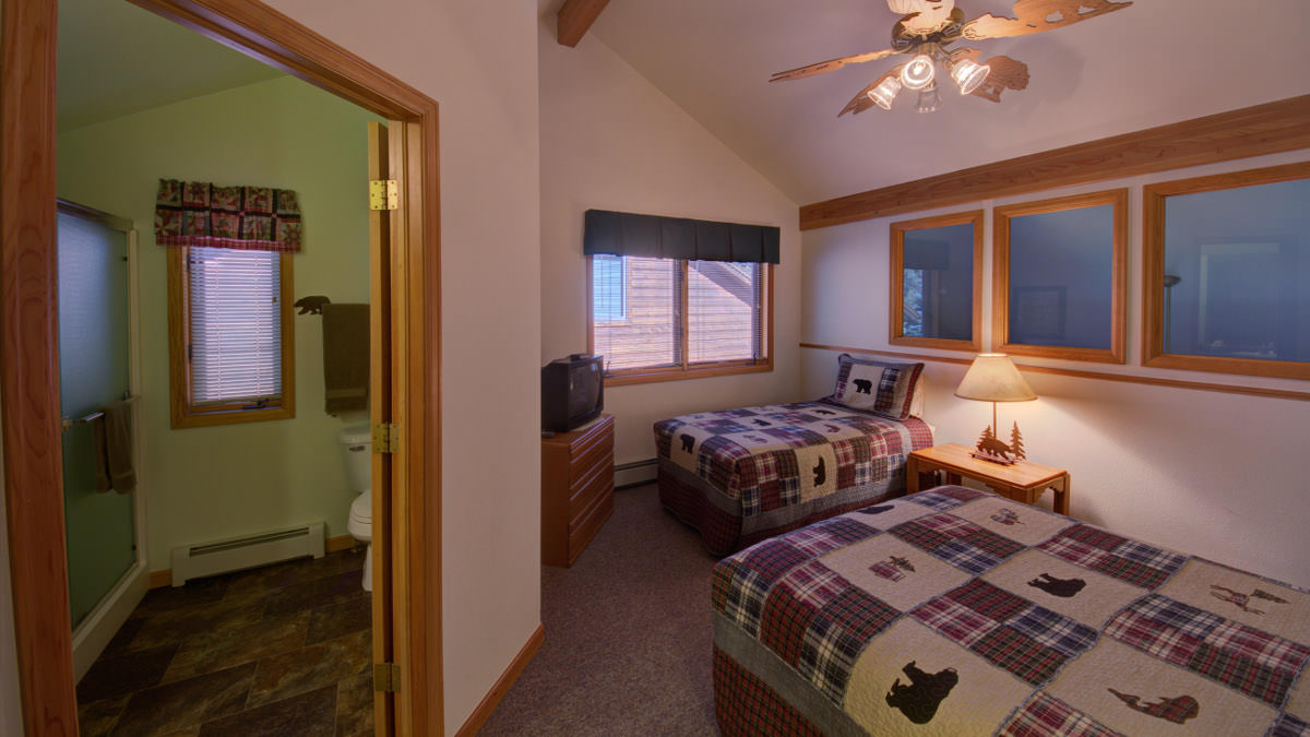 River Stone 2 bedroom 2 bath - closed loft upstairs bedroom